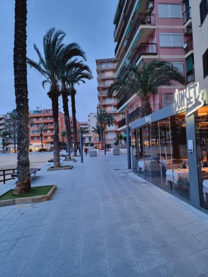 Luxury Evita Apartments In Torrevieja Extérieur photo