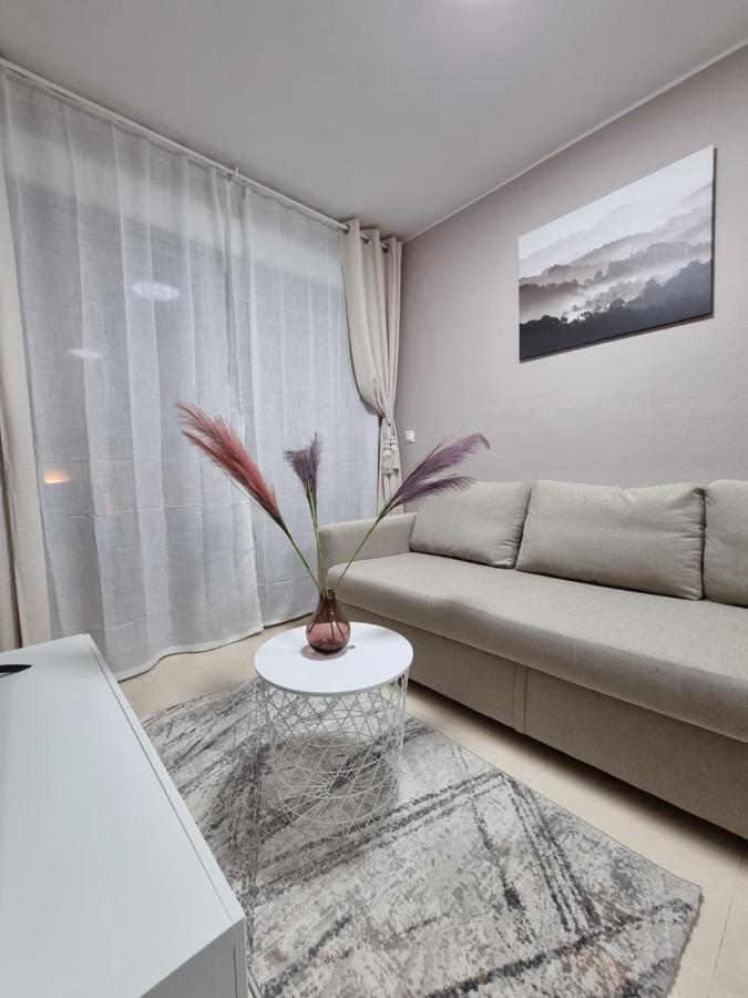Luxury Evita Apartments In Torrevieja Extérieur photo