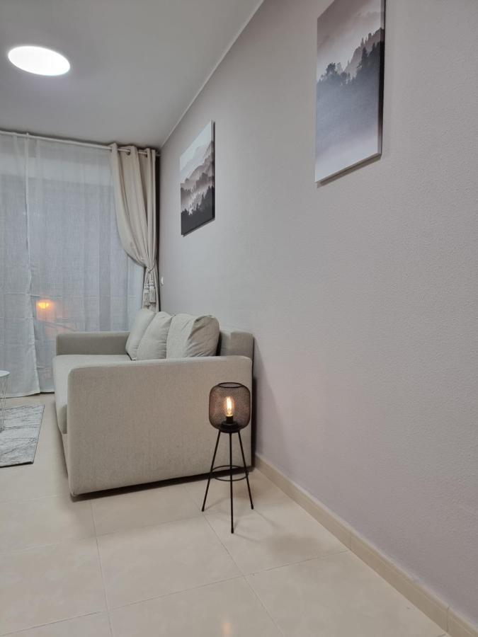 Luxury Evita Apartments In Torrevieja Extérieur photo