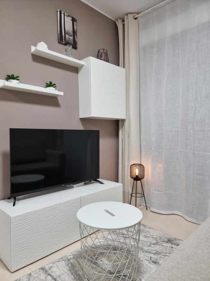 Luxury Evita Apartments In Torrevieja Extérieur photo