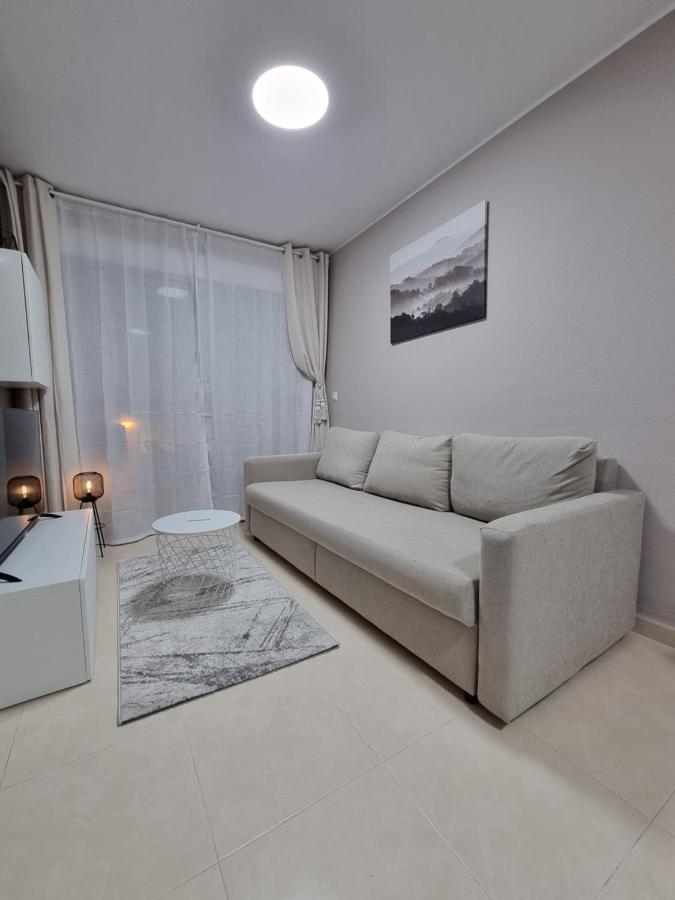 Luxury Evita Apartments In Torrevieja Extérieur photo
