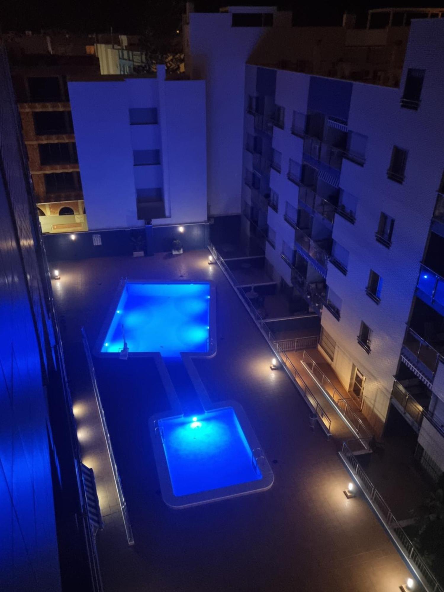 Luxury Evita Apartments In Torrevieja Extérieur photo